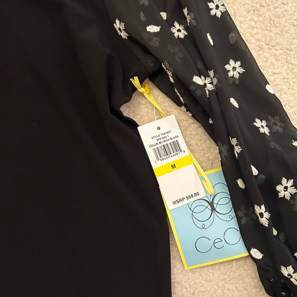CeCe Long Sleeve Black White Floral Blouse Size M - Picture 2 of 4